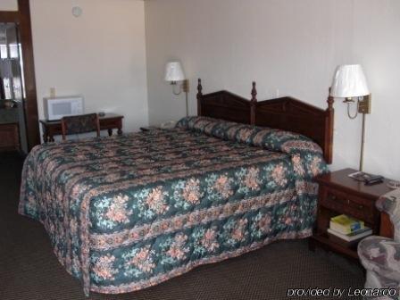 Stratford House Inn Edmond Habitación foto